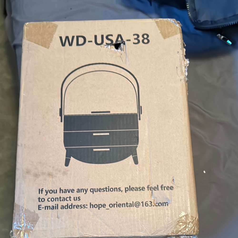 WD-USA-38 Storage Box